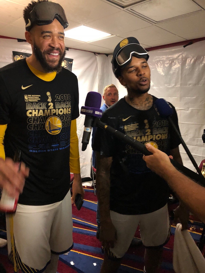 意甲裁判指派员罗基：霍伊伦应该因为肘击对手被罚下（意甲裁判主管罗基：霍伊伦因肘击本应被红牌罚下）