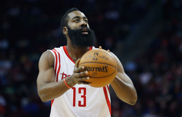 汉密尔顿：最喜欢内马尔和维尼修斯；欣赏梅西的技术（汉密尔顿自曝最喜欢内马尔和维尼修斯，称赞梅西技术精湛）