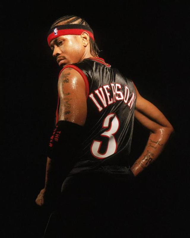 彼得森因腿部不适缺席比赛 2026年状元秀之争再起波澜（彼得森因腿伤缺阵，2026年状元之争再添变数）